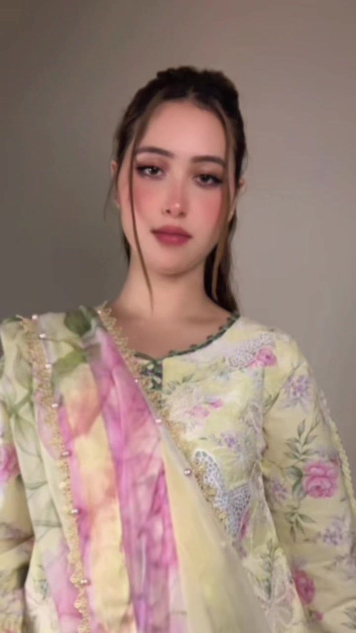 @MahnoorButt🦋🥀