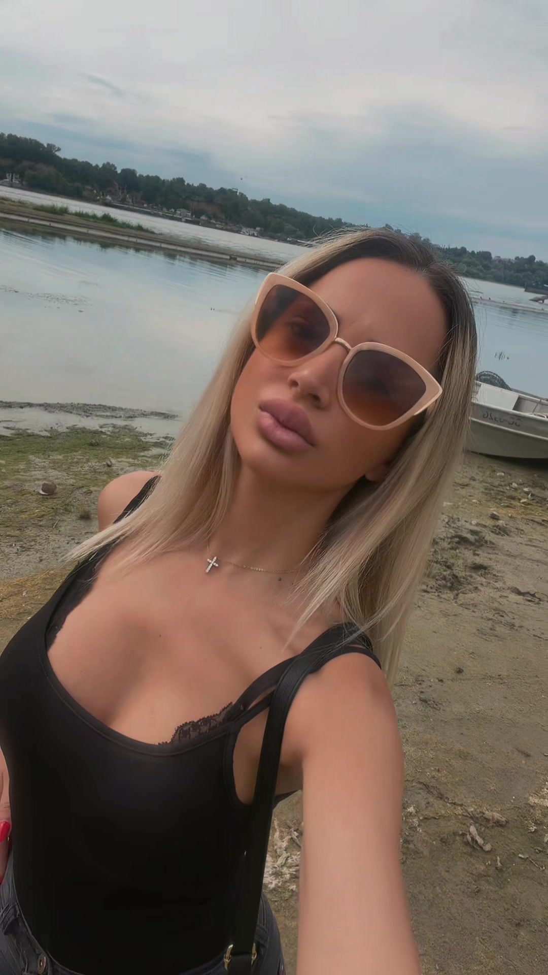 @Leonora Mišković