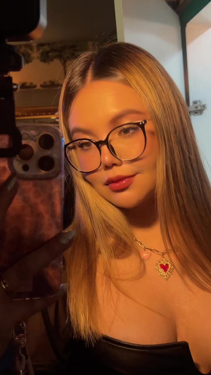 @Tati🦋