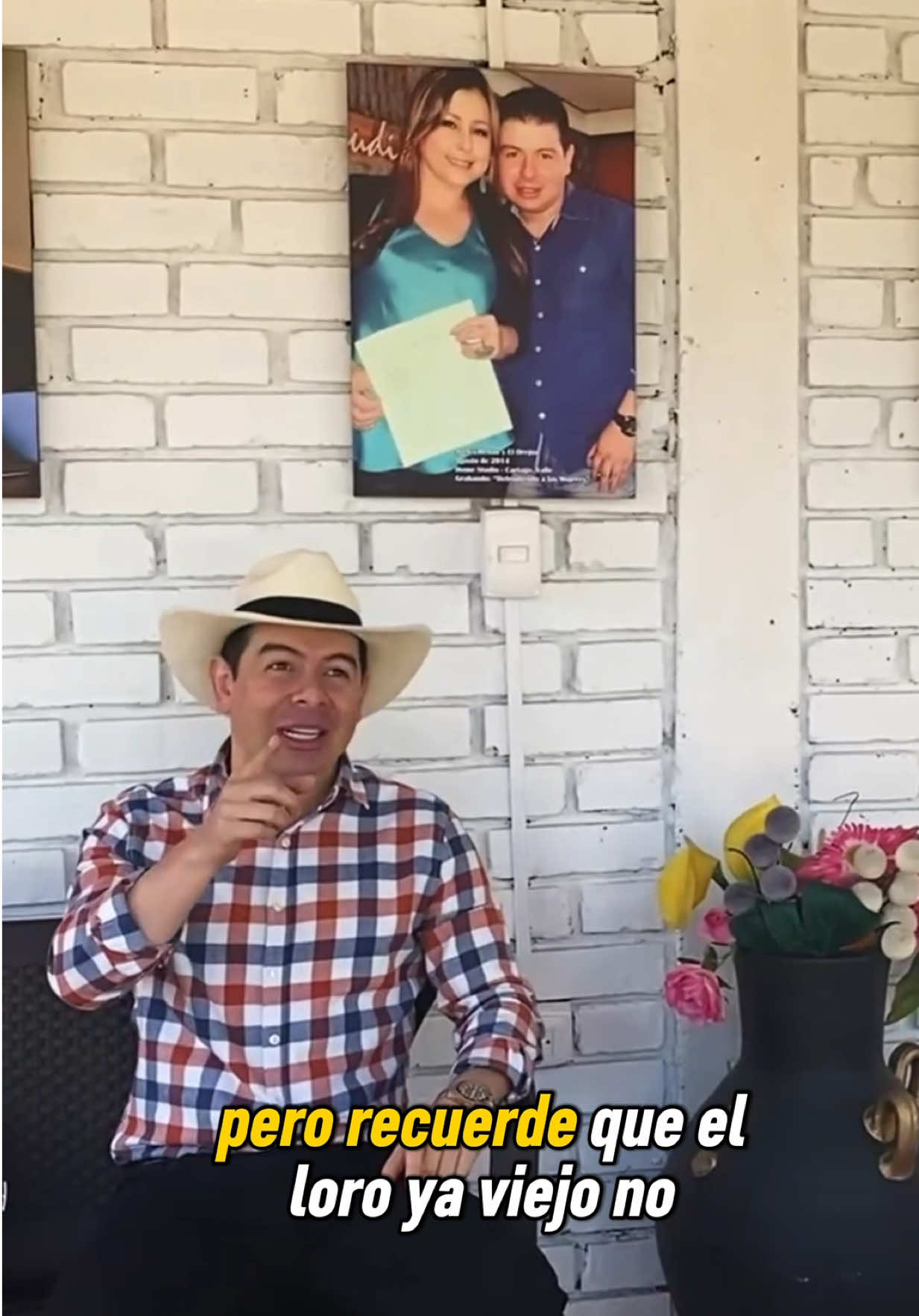 @El Orejon Trovador