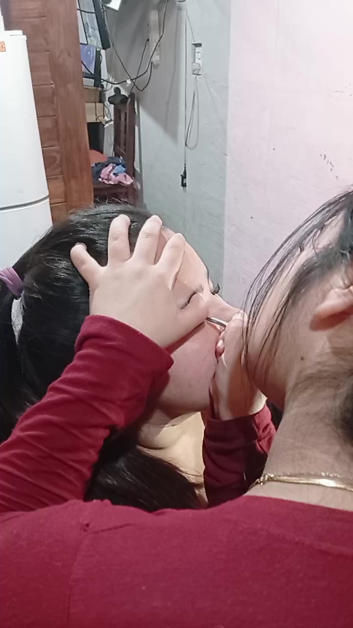 @Pauuu 😋