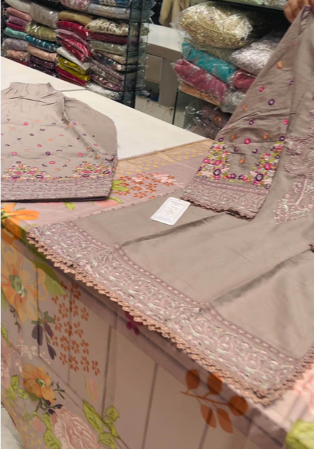 @Khushbu Collection