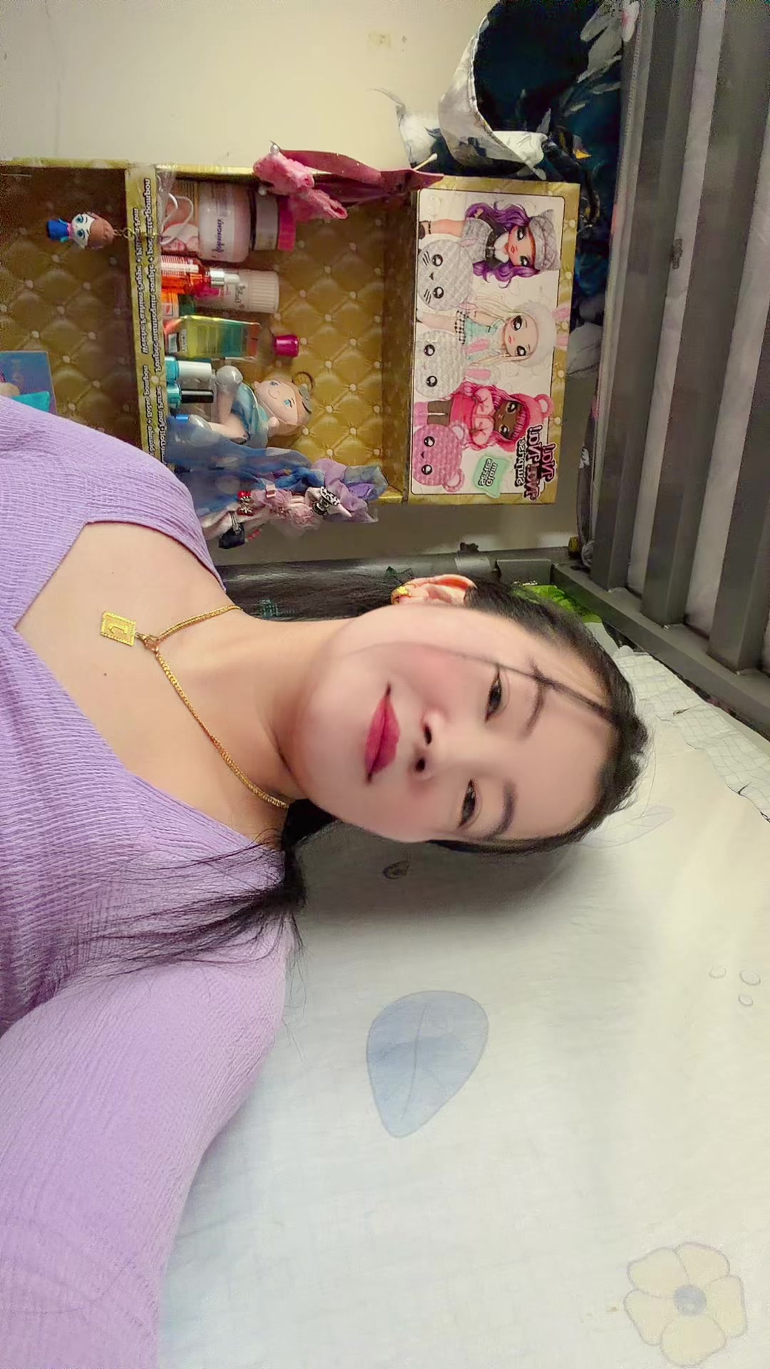@🦋