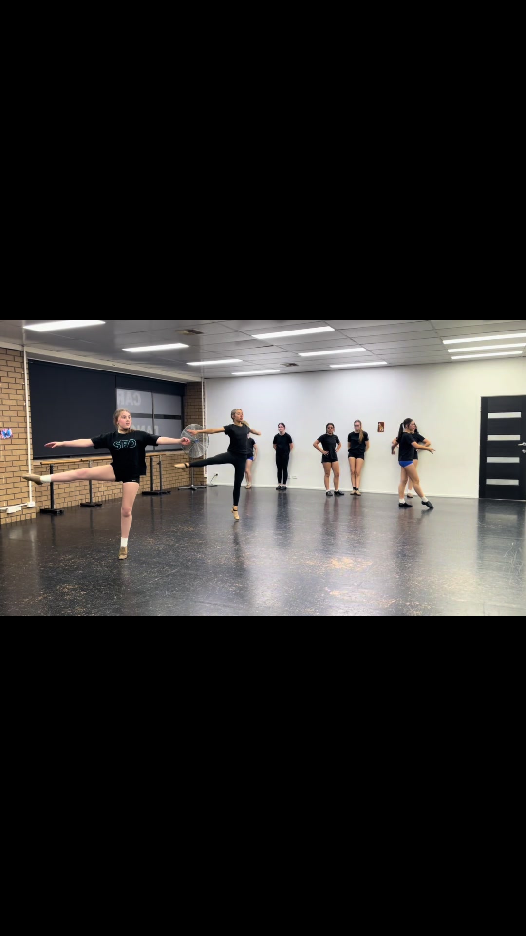 @Careen Dance Studio