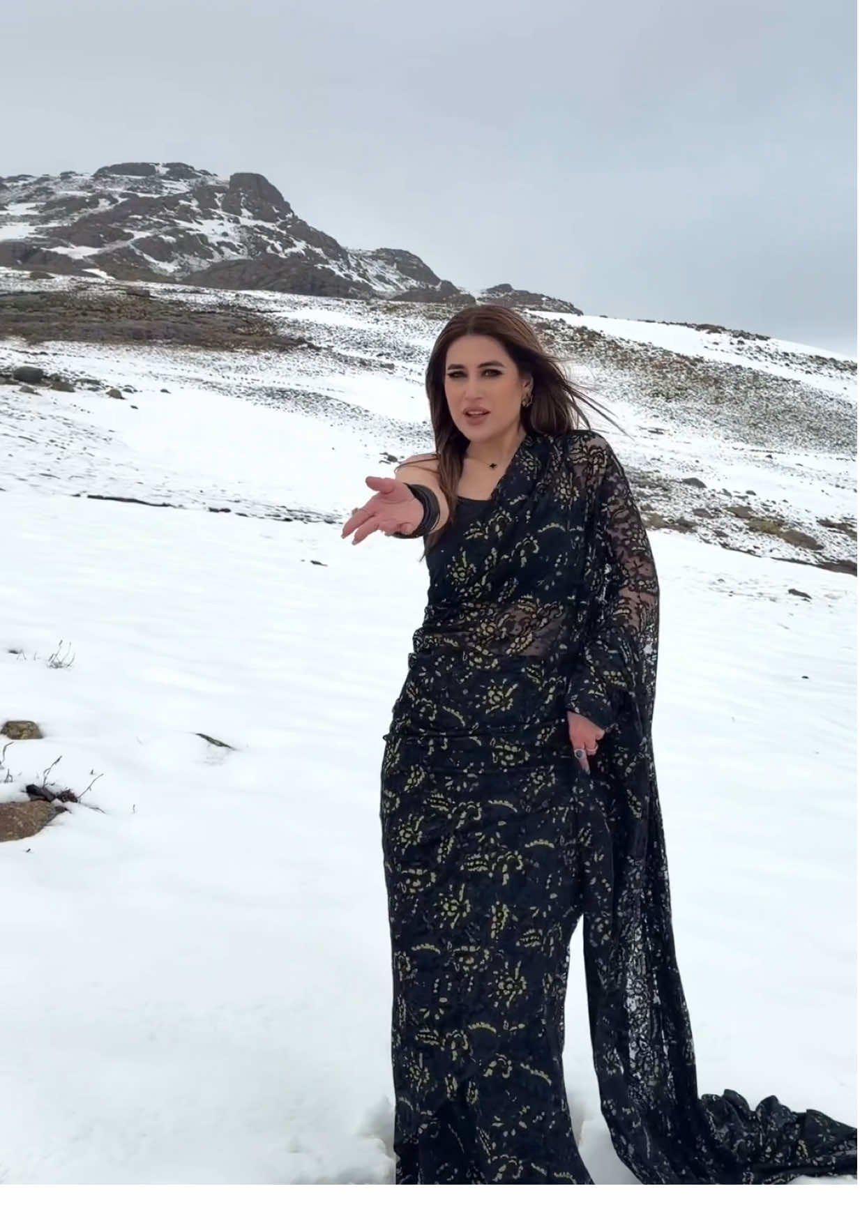@ZOyaa KHan
