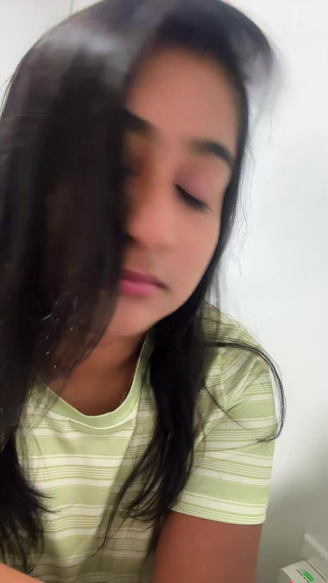 @roshnihannashaji