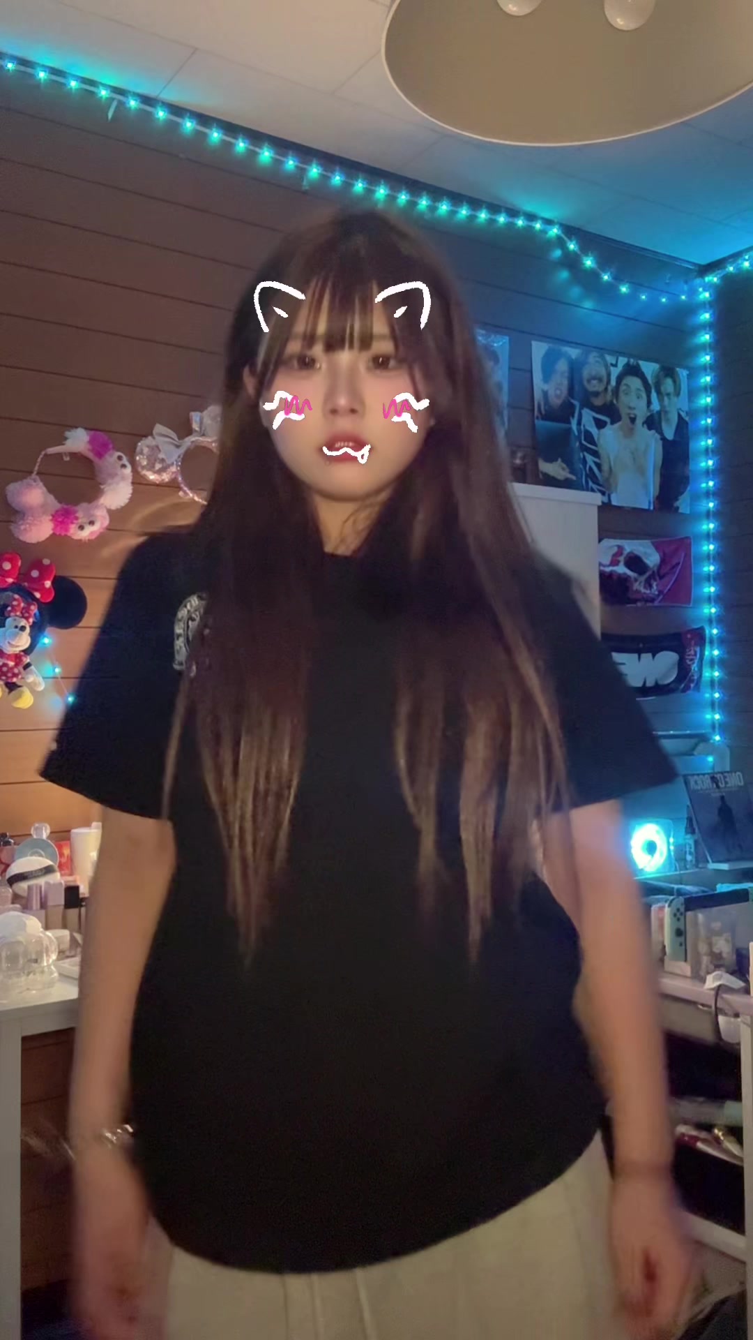 @莉子