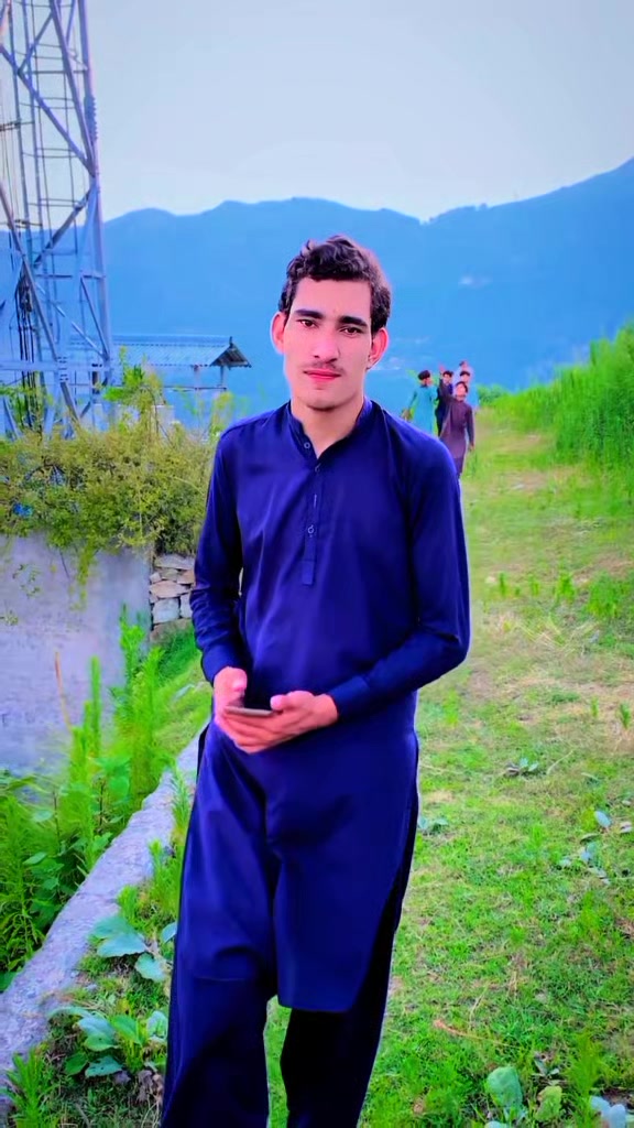 @MALIK MAAZ
