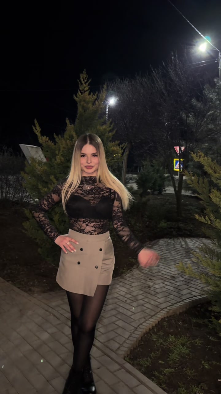 @🖤
