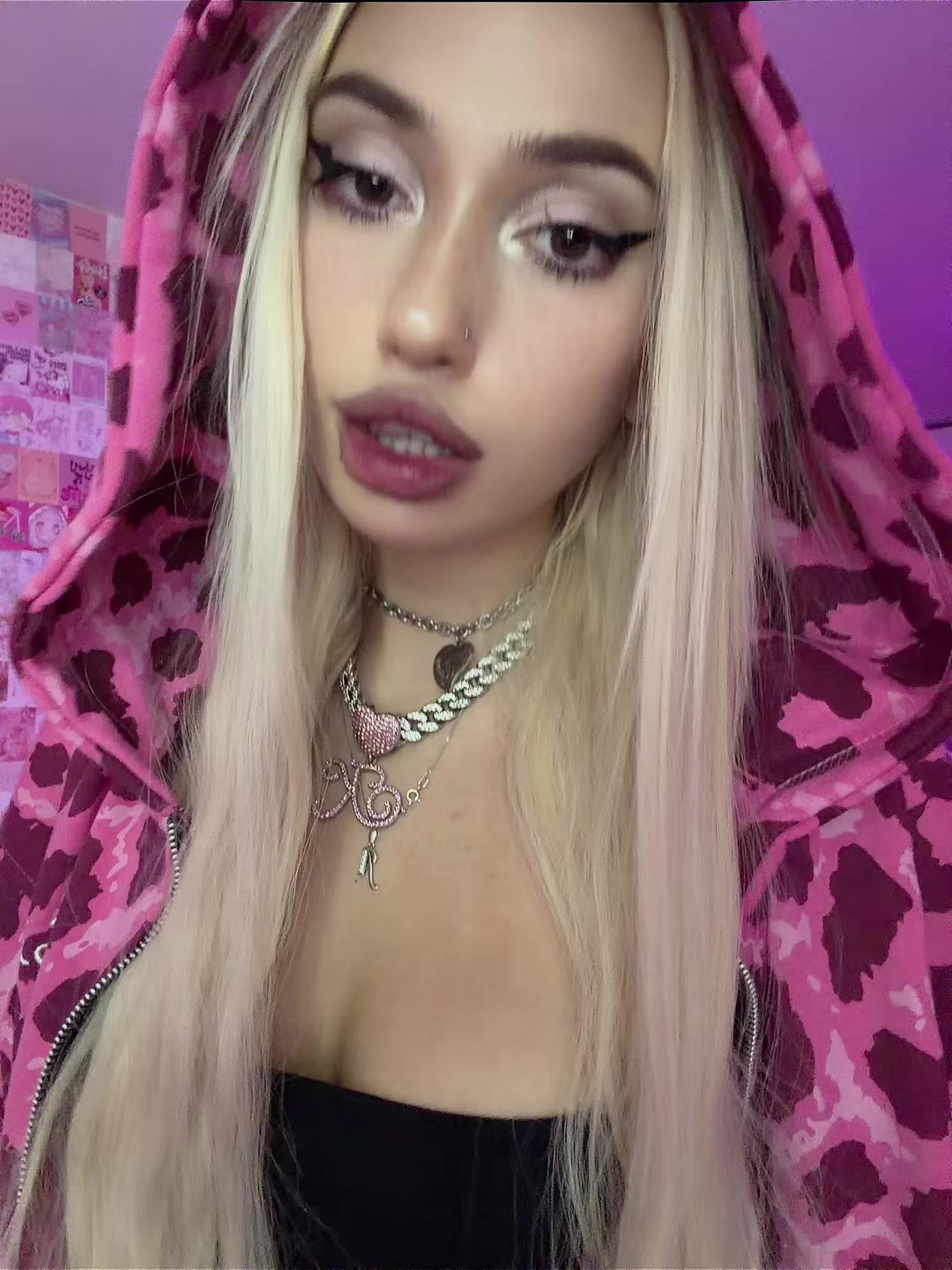 @Киса