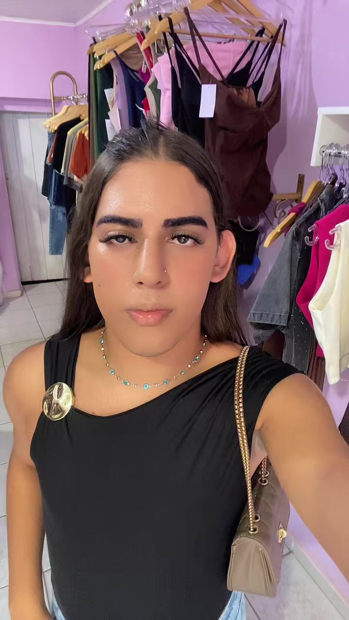 @Thaislla🏳️⚧️