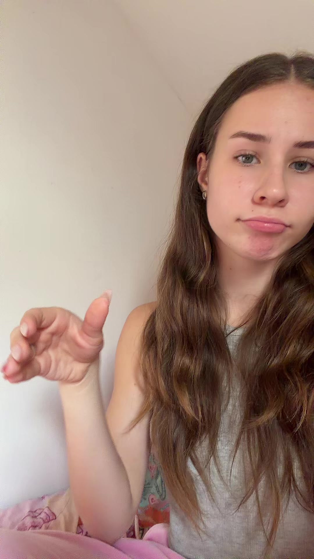 @millenachupris