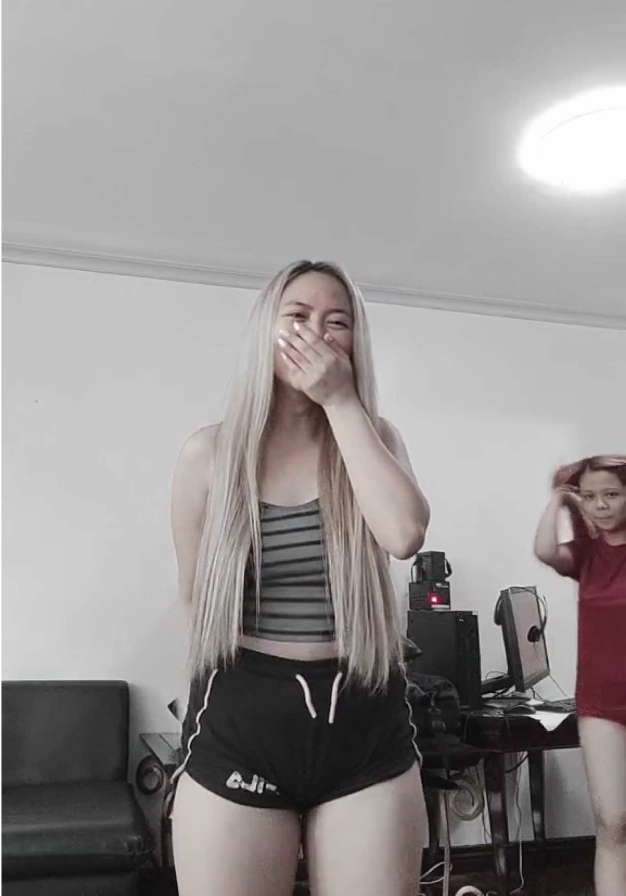 @Riri