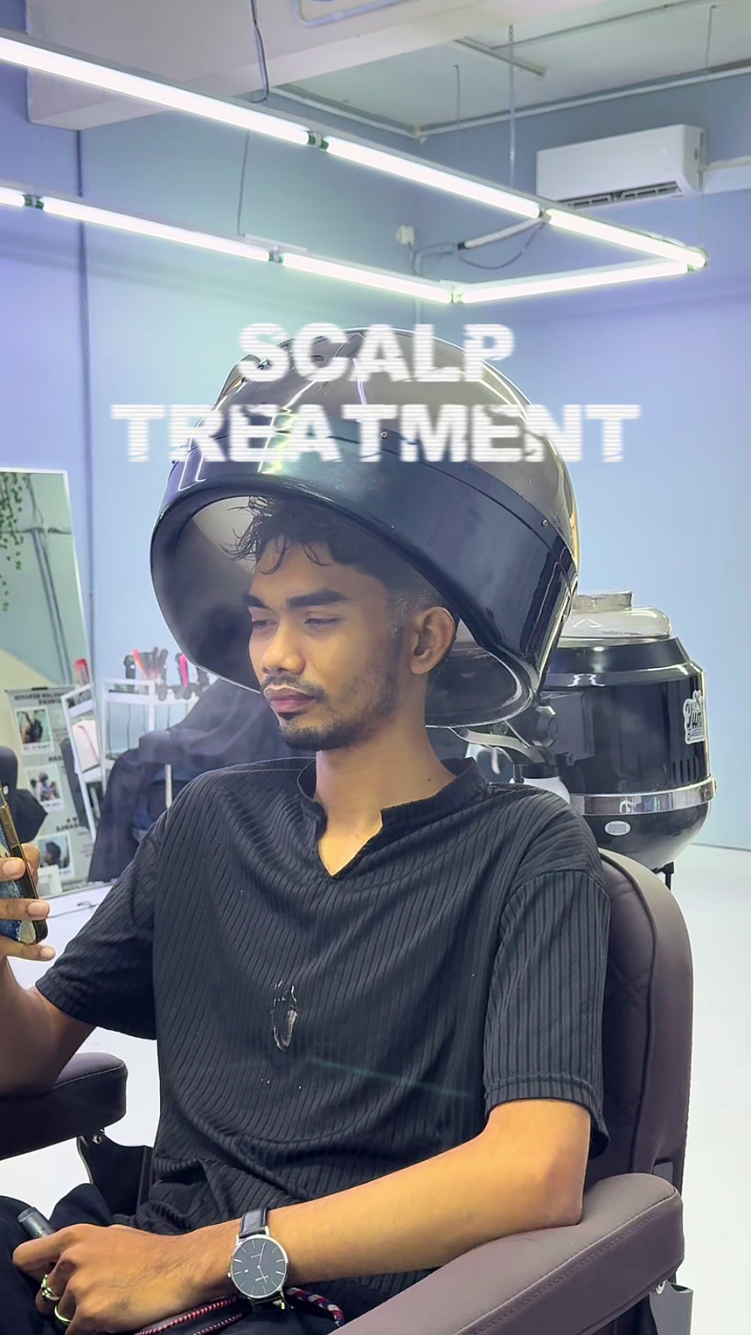 @YUM’S BARBERSHOP