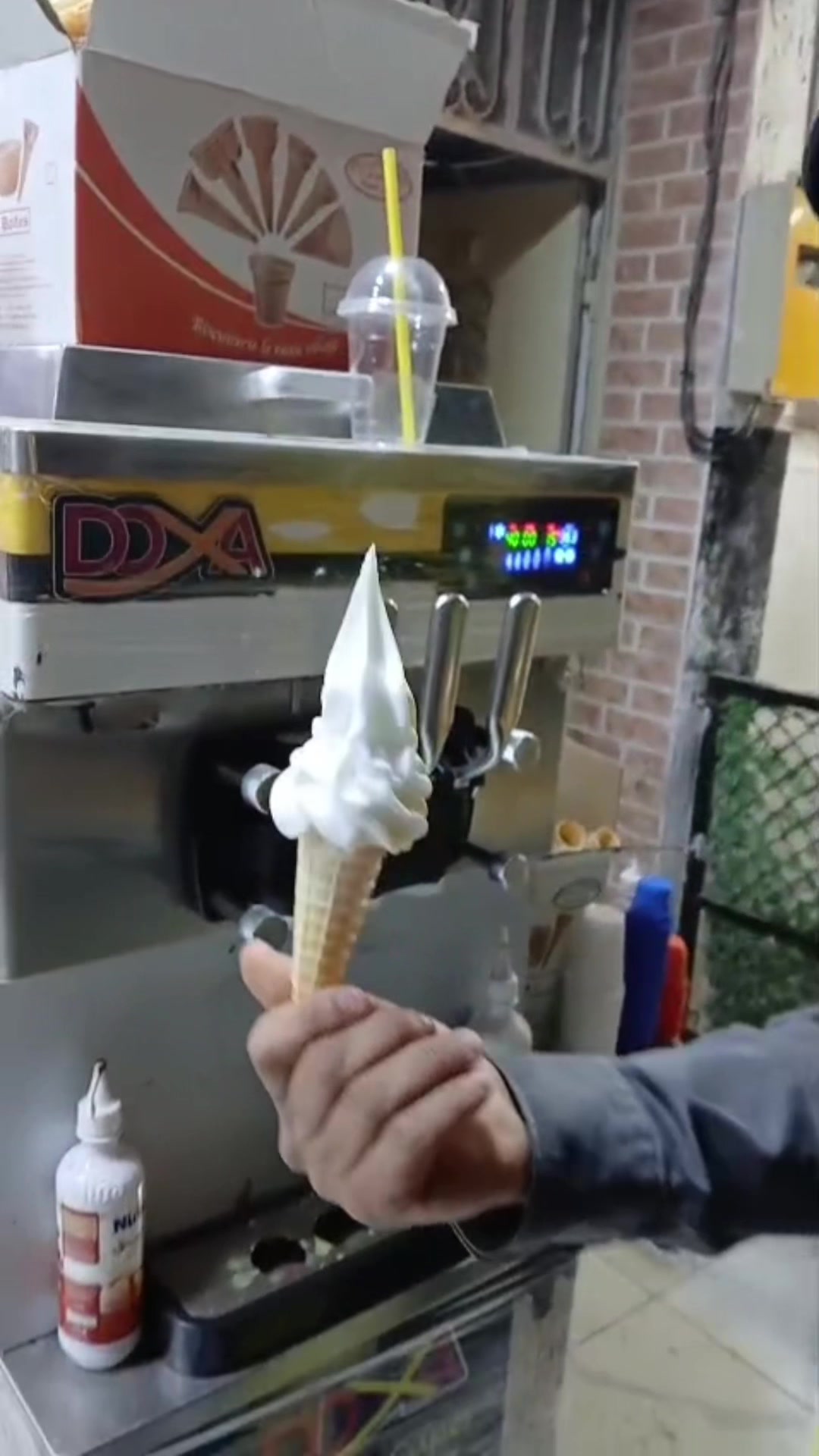 @Machine Ice Cream Doxa IRH