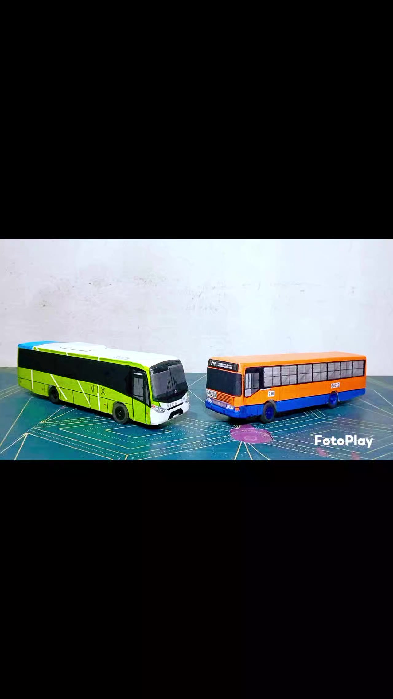 @Allf. Omnibus miniaturas