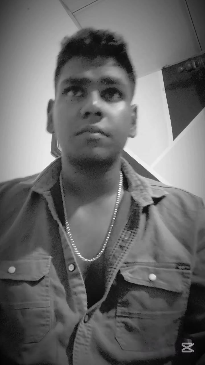 @"ZeUs"666 🖤🍃🔯