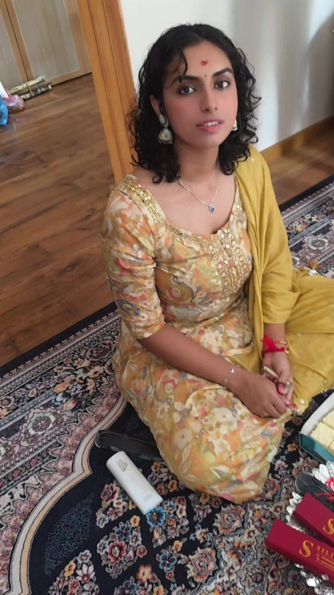 @Sunita Yadav