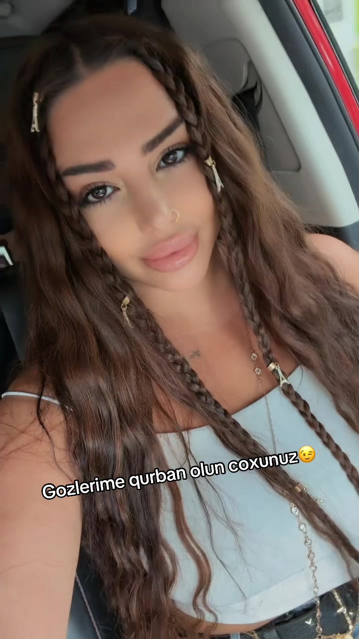 @Ulya_085