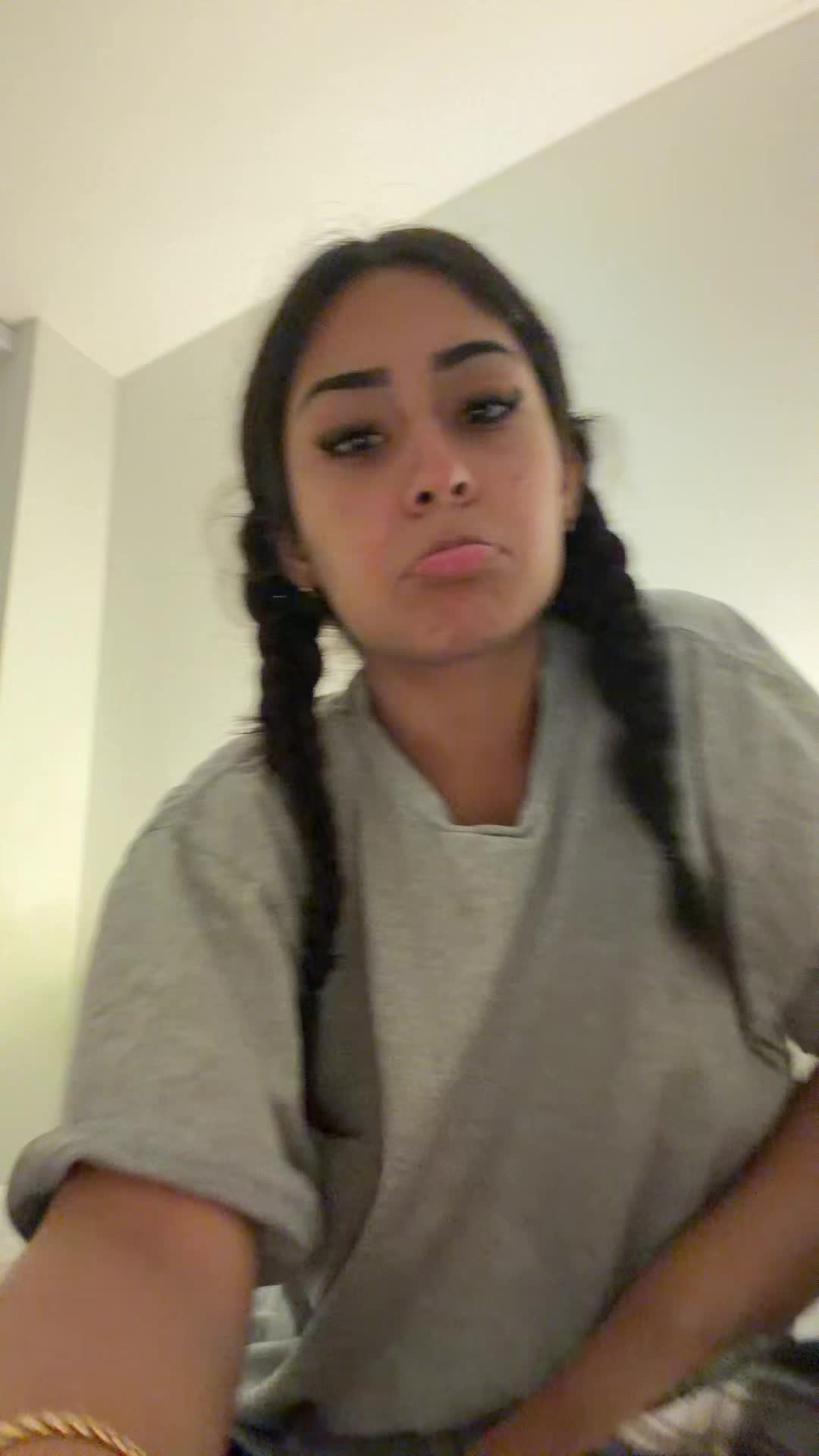 @neeksbeeks