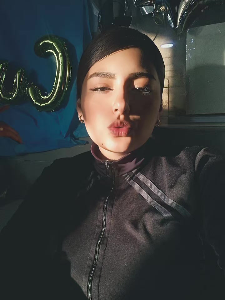 @𝑨𝒍𝒆𝒙𝒂 𝑪𝒍𝒂𝒓𝒌🪶