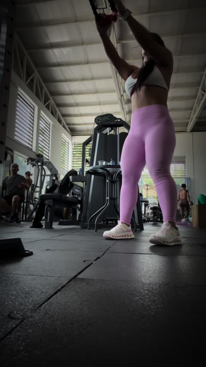 @Caro Castro