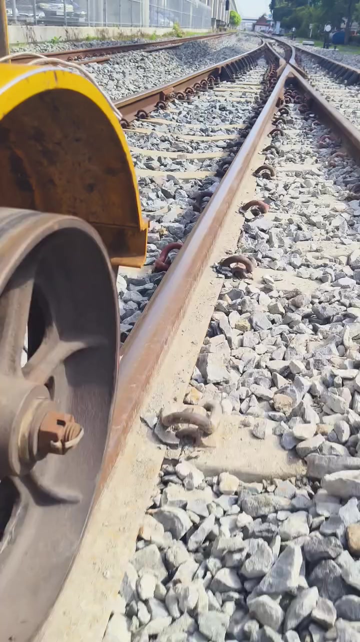 @KENYAN RAILROADER🇰🇪
