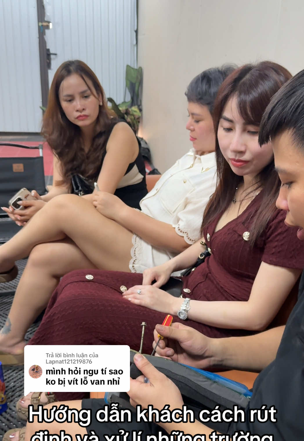 @H&ugrave;ngLốp(m&uacute;t chống đinh ti&ecirc;u &acirc;m