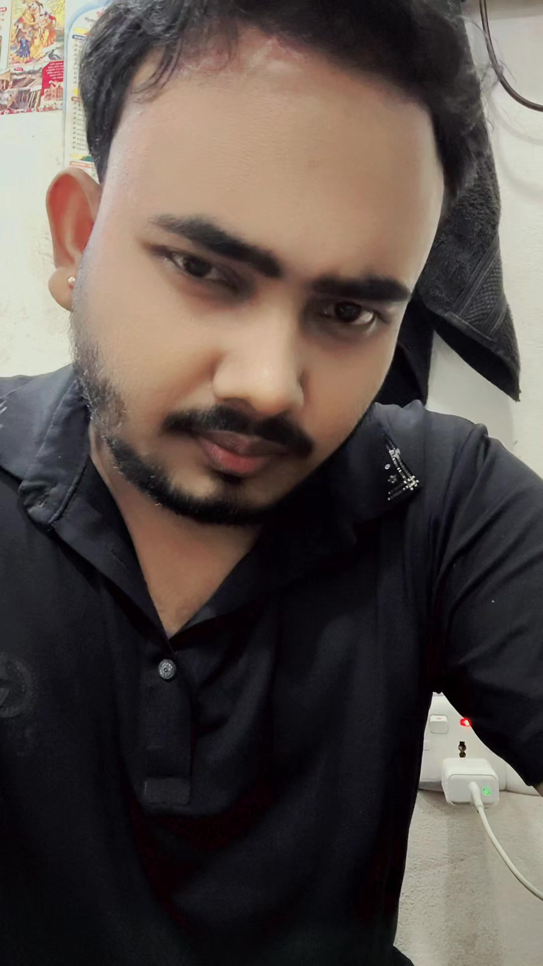 @🇧🇩 𝙍𝙖𝙝𝙪𝙡'🤍