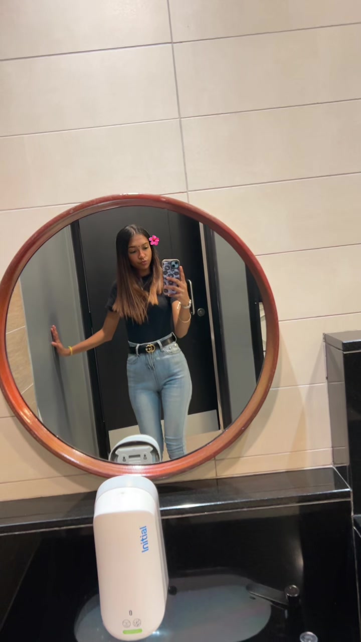 @Ig._.eesha💋!