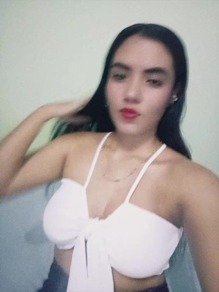 @Linda Lozano