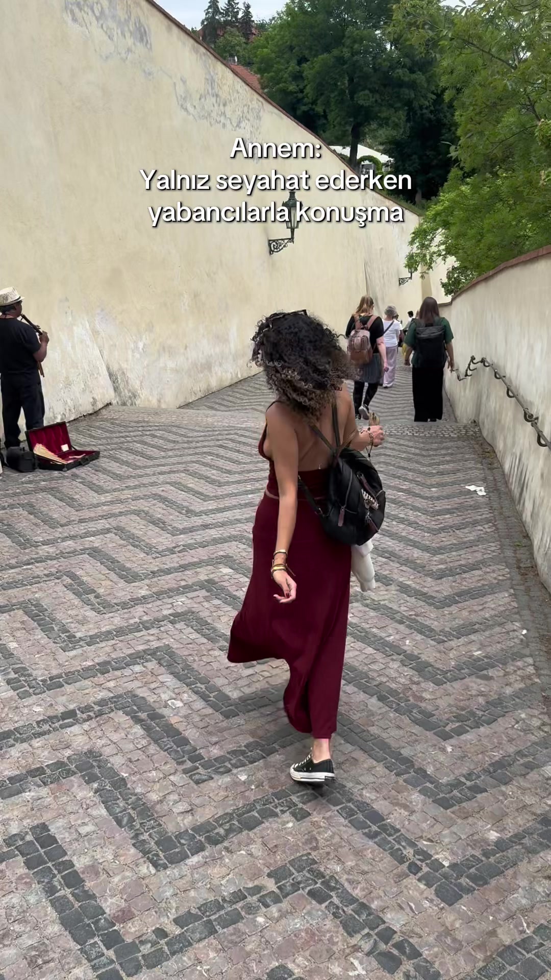 @yariyaniyaren