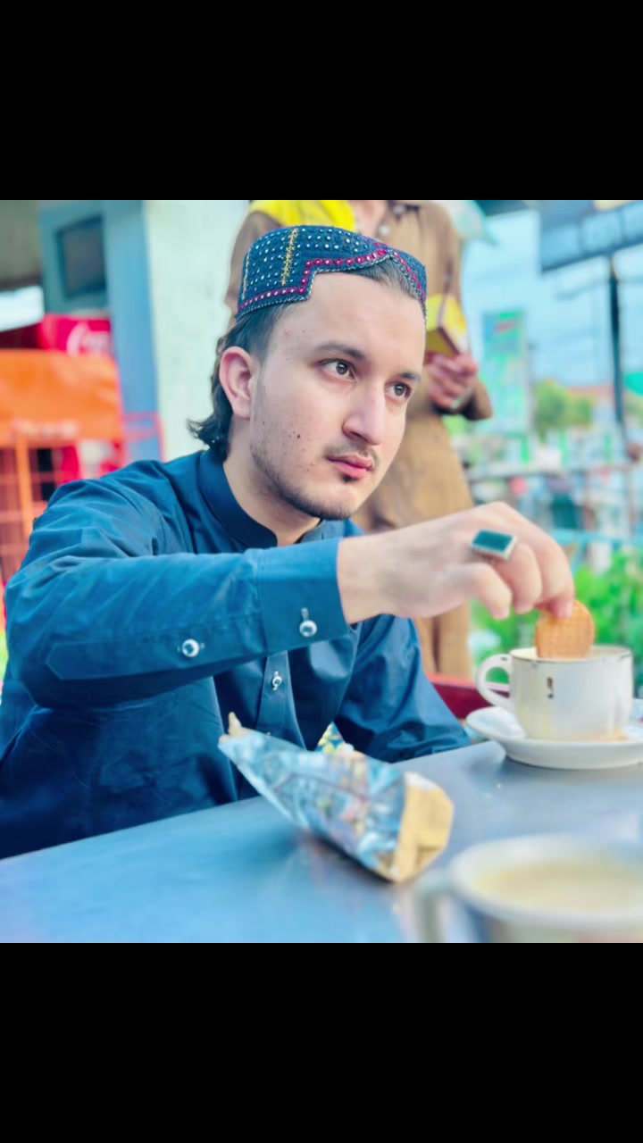 @𝑯𝒂𝒓𝒊𝒔 𝒌𝒉𝒂𝒏 💸