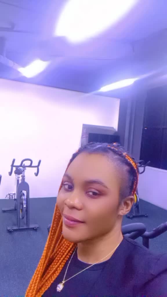 @happy gal 256