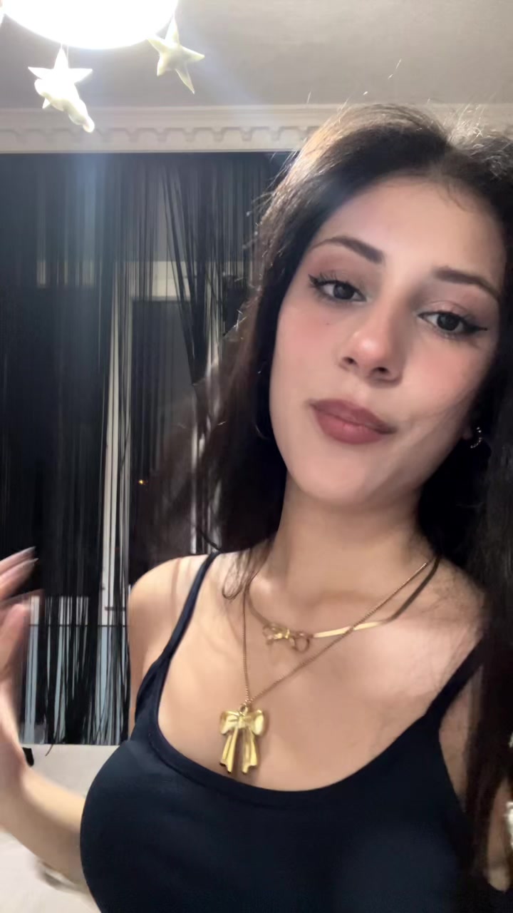 @Büş🍁