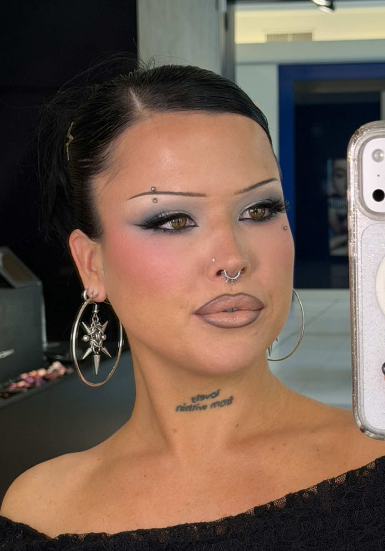 @𝕾𝖆𝖗𝖆𝖍 𝕱𝖊𝖊𝖓𝖆
