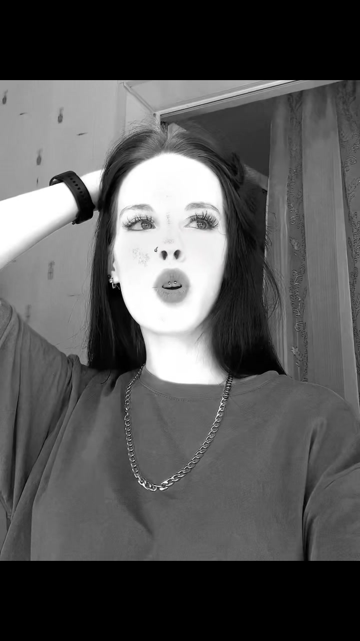 @Tᥲᴛiᥲᥒᥲ.45🖤✌🏻