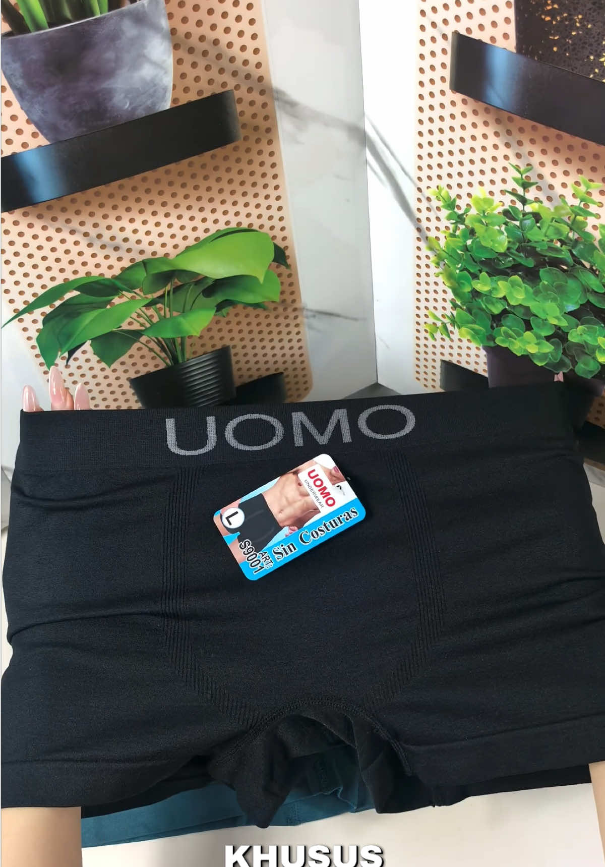 @Uncolive