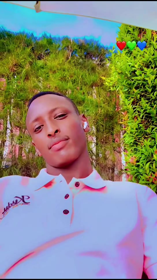 @vicram🇷🇼🇺🇬🦅