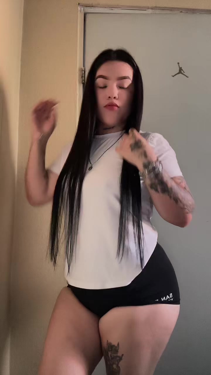 @Ayliinee💕