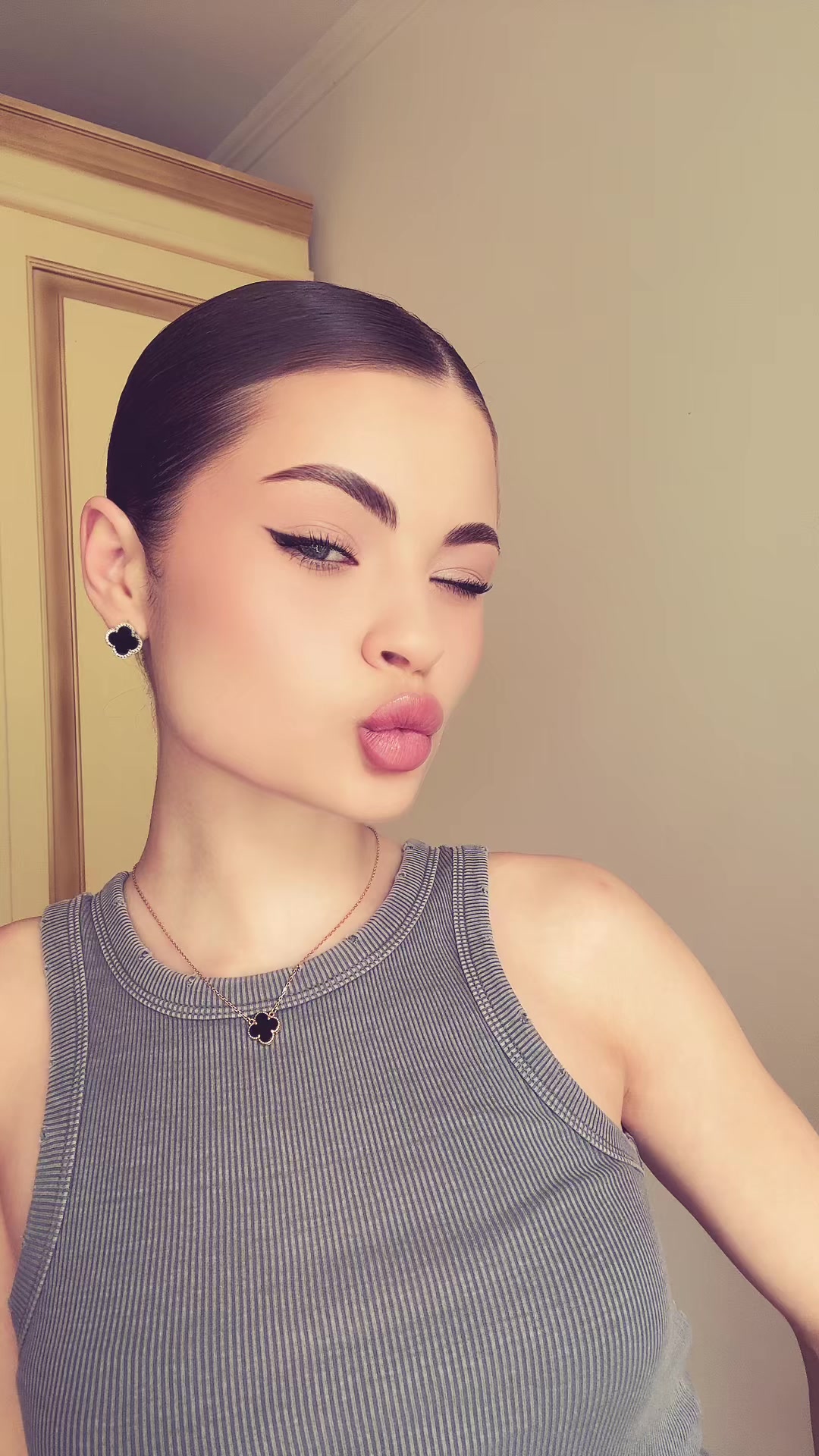 @vikcaahkaaaa