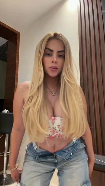 @Ludivinita