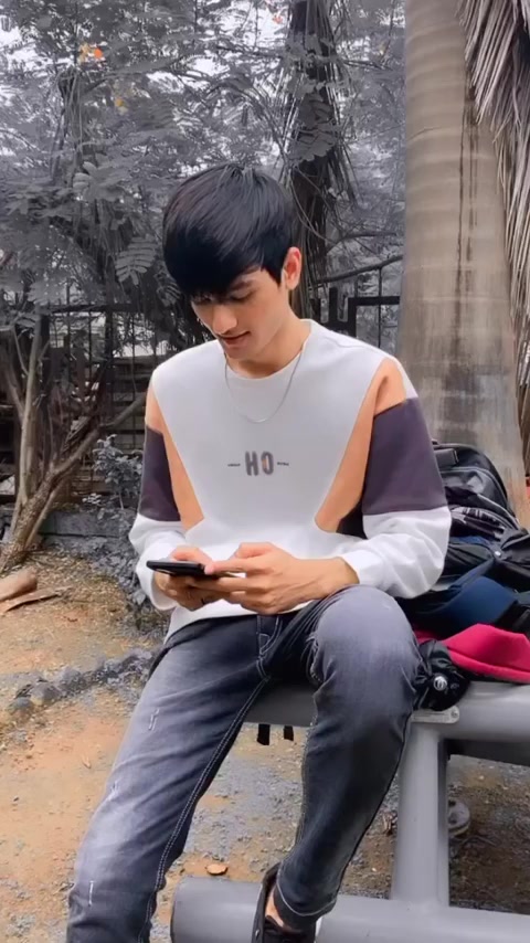 @CuteBoy110
