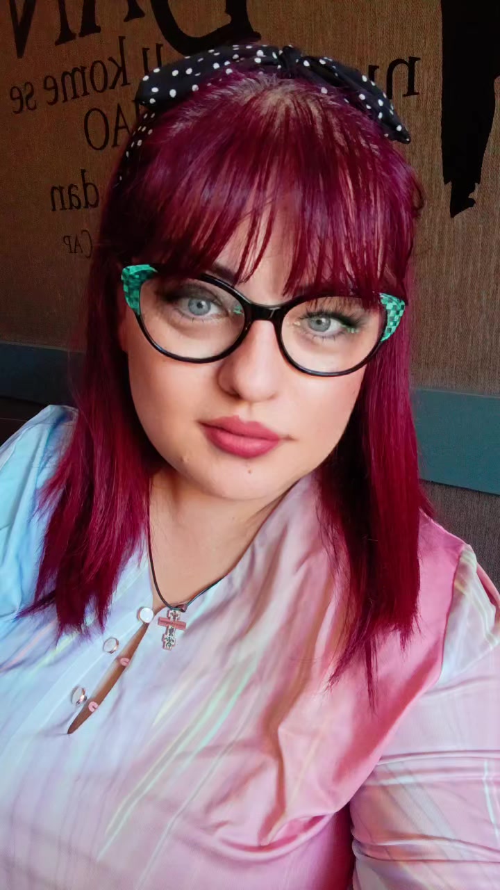 @Alisa u zemlji čuda