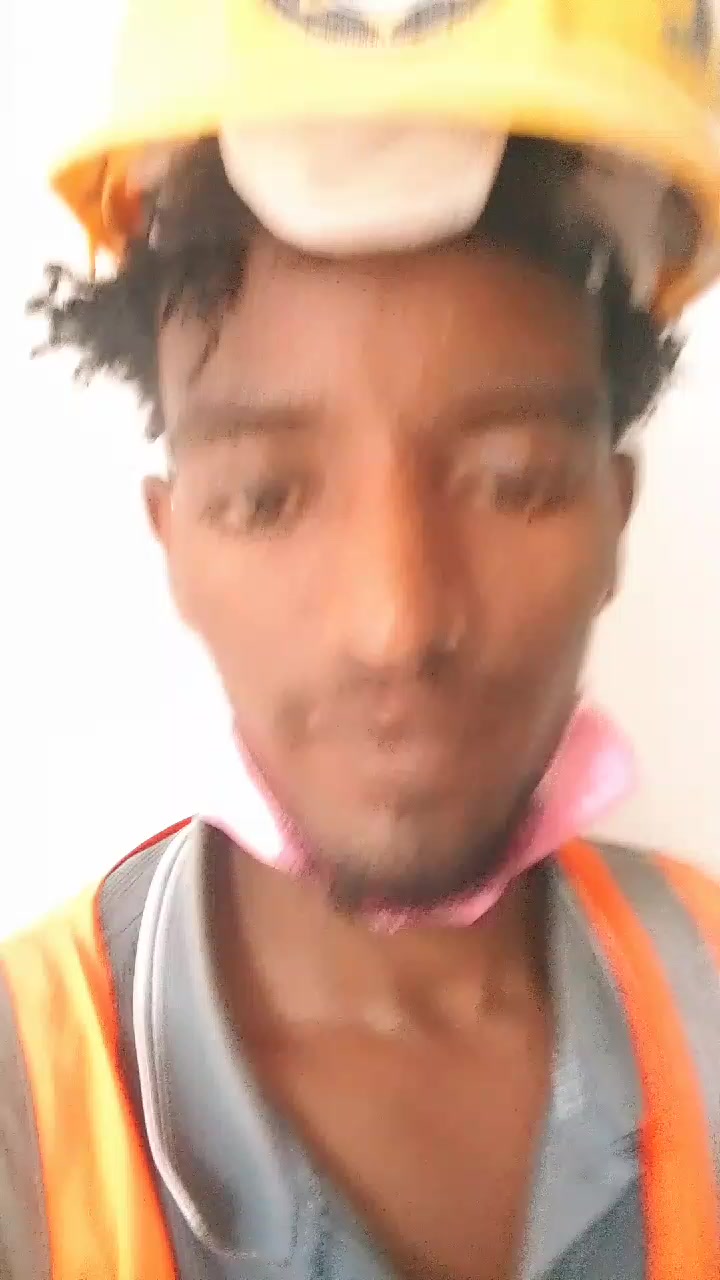 @Uzisha