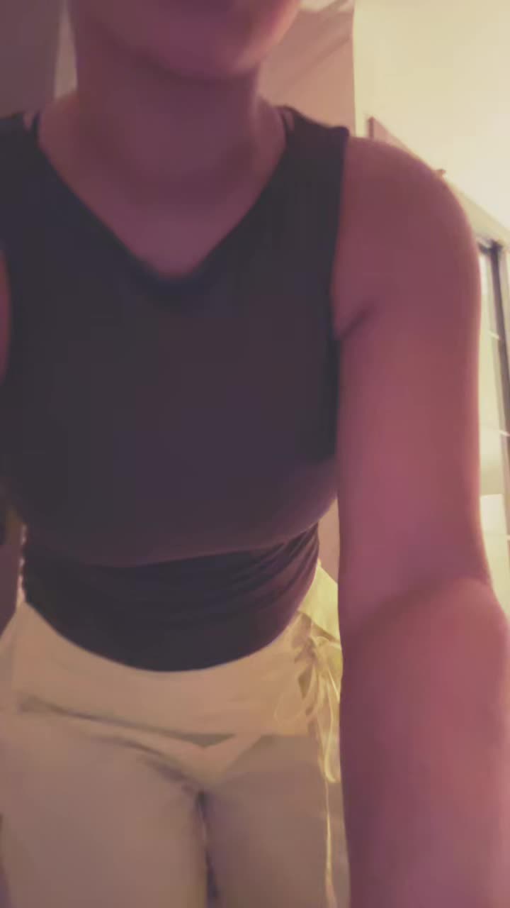 @𝒮𝓌𝑒𝑒𝓉 𝒱𝑒𝓃𝑜𝓂 ♈️🦂