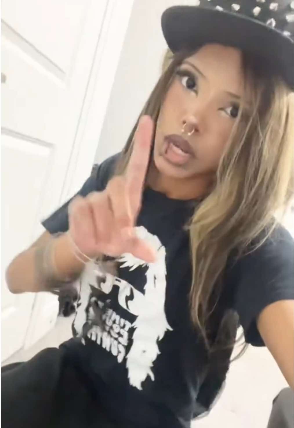 @🐾