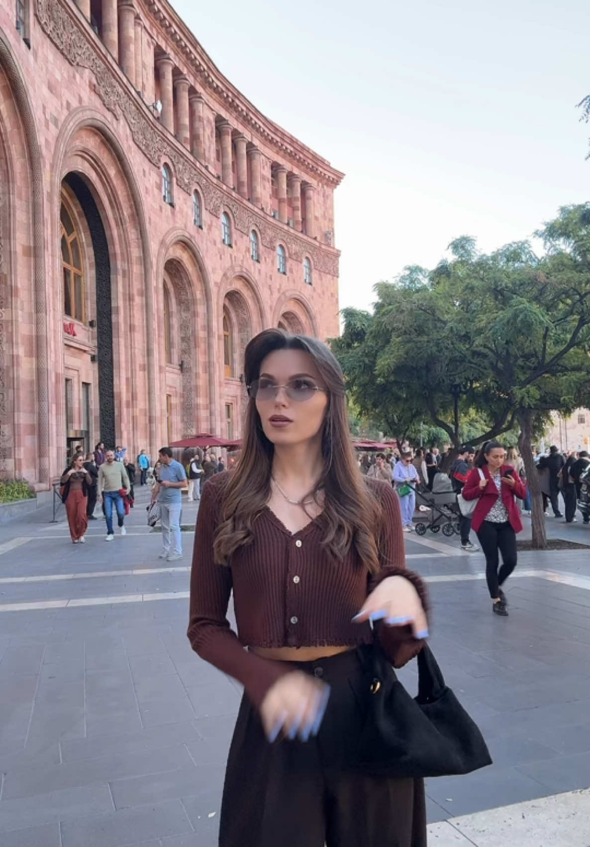 @Lara🦋