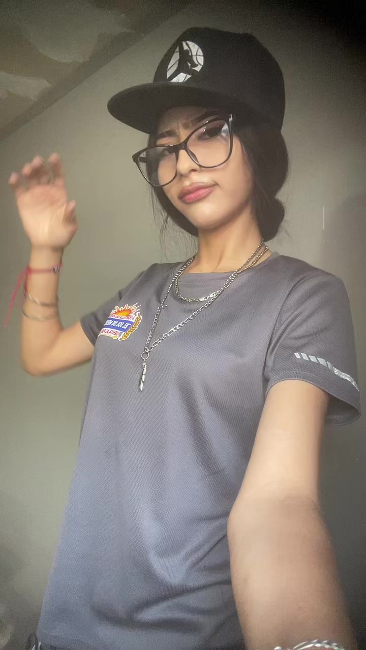 @la_leal_LD