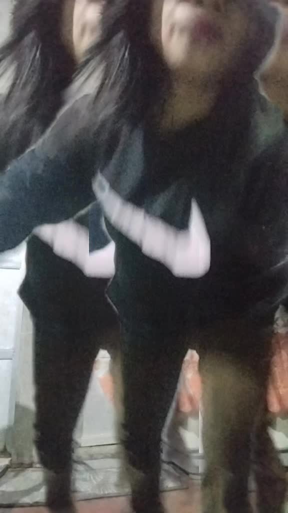 @Hyper_elmz